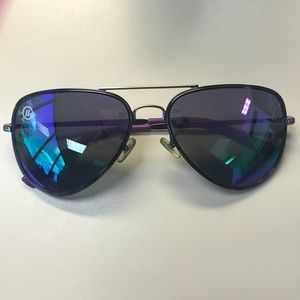 Blenders “Kennedy Moon” polarizes aviators